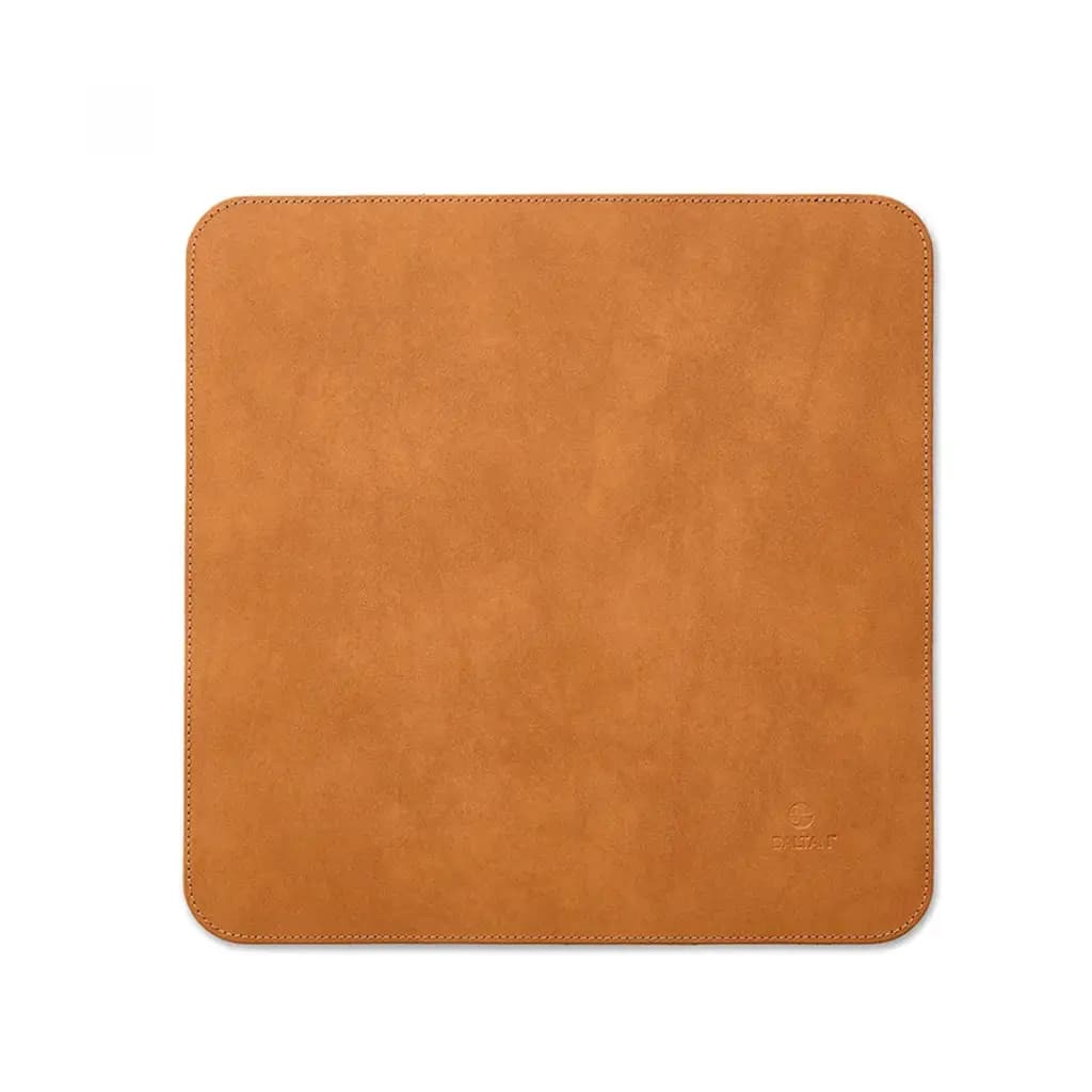 BALTAN Podkładka pod mysz skórzana 30×30 cm brązowa (M)