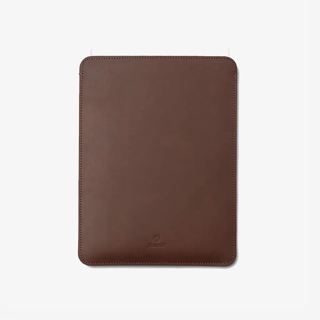 BALTAN Etui skórzane Premium do MacBooka Air 13" M5 ciemny brąz